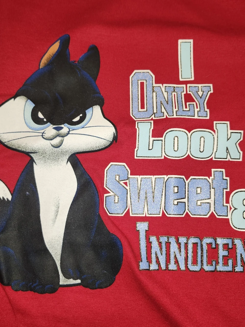 Warner Brothers - I Only Look Sweet & Innocent Penelope Pussycat T-shirt NWT